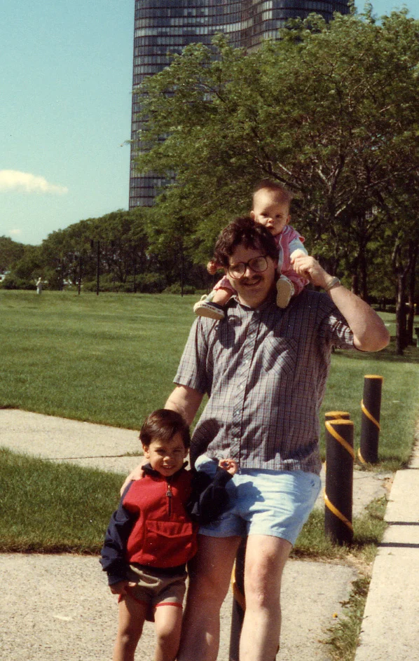 254 w Dad and Brandon in Chicago 1984.jpg