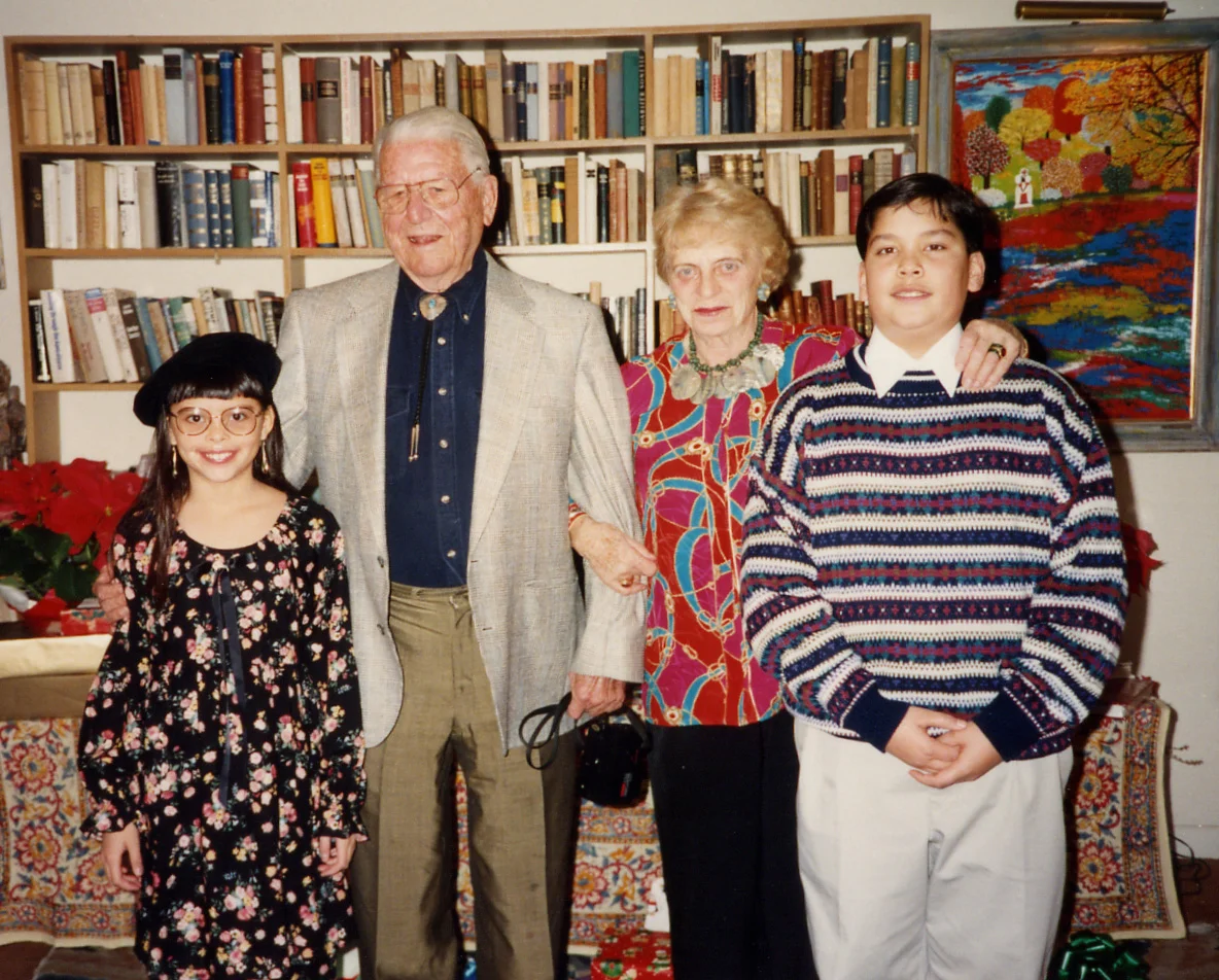 314 family pic at Scott apt.jpg