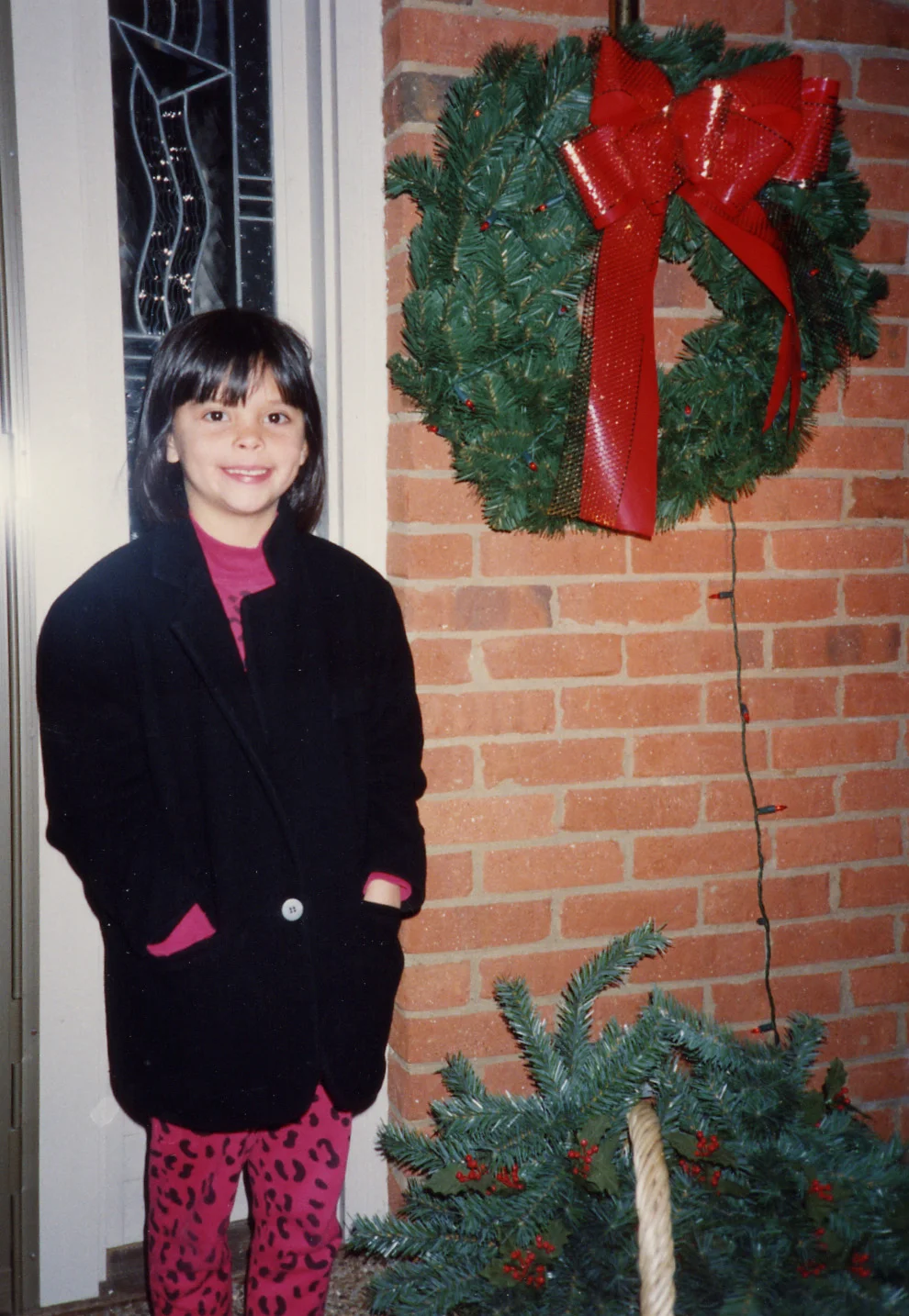 437 Xmas scene Ckrng Wds front door.jpg