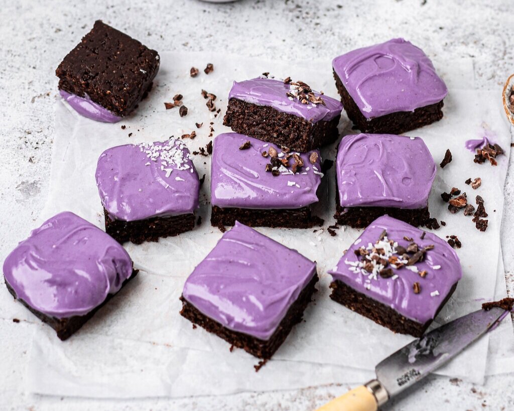 No+bake+purple+iced+butterfly+pea+brownies-10.jpg