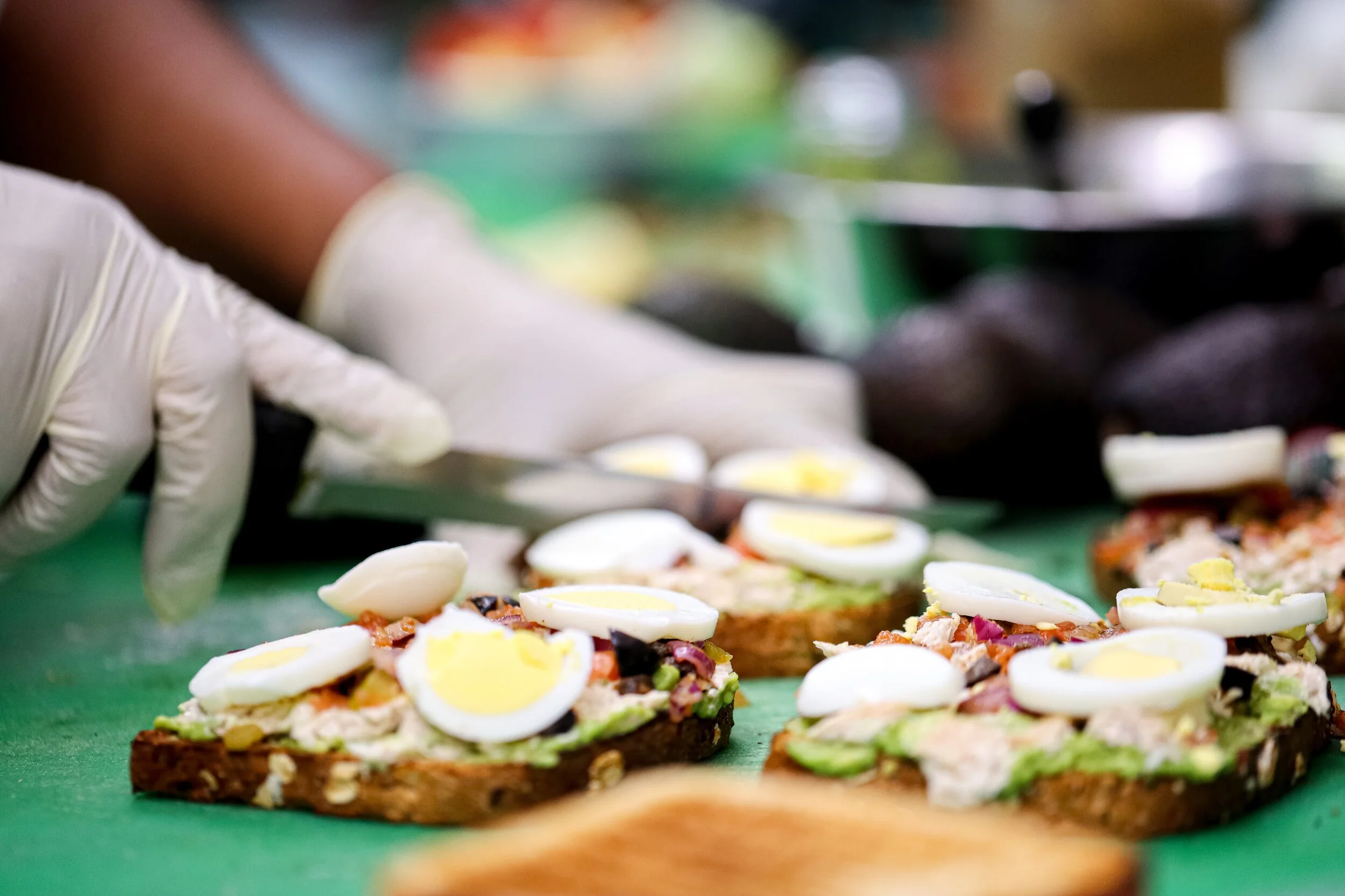 Bagel Cove NOW HIRING