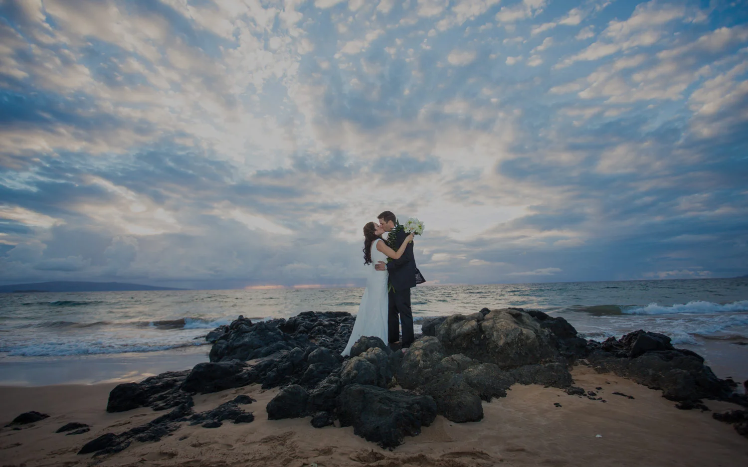gorgeous-wedding-photography-hawaii.jpg