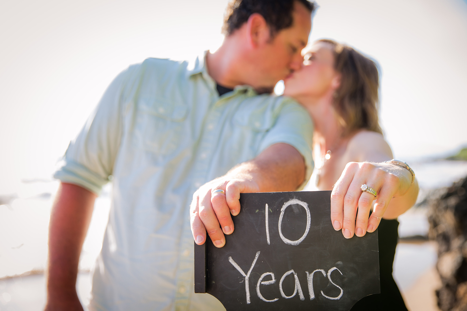 couple-anniversary-photography-maui.jpg