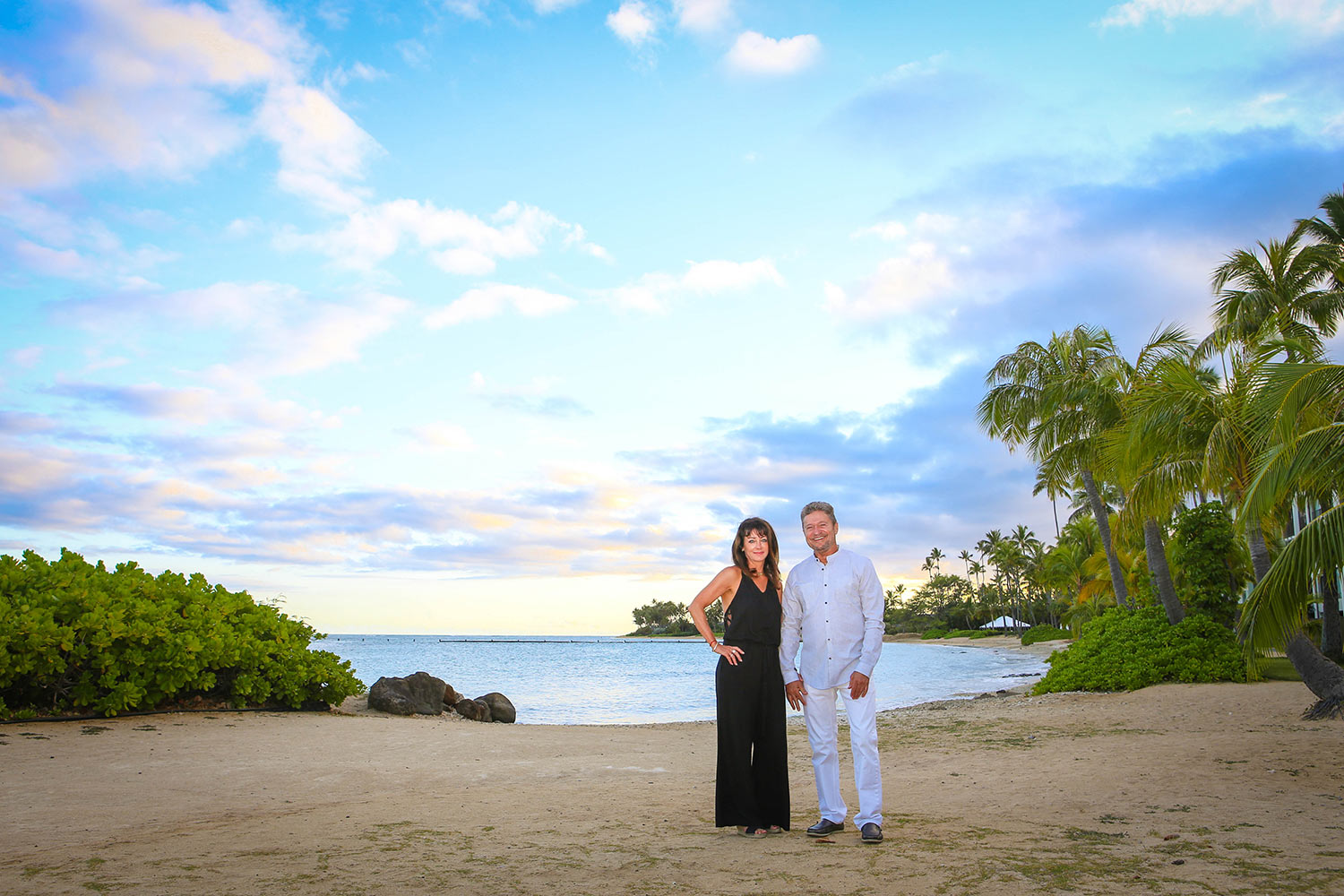 couple-photorapher-honolulu-silver.jpg