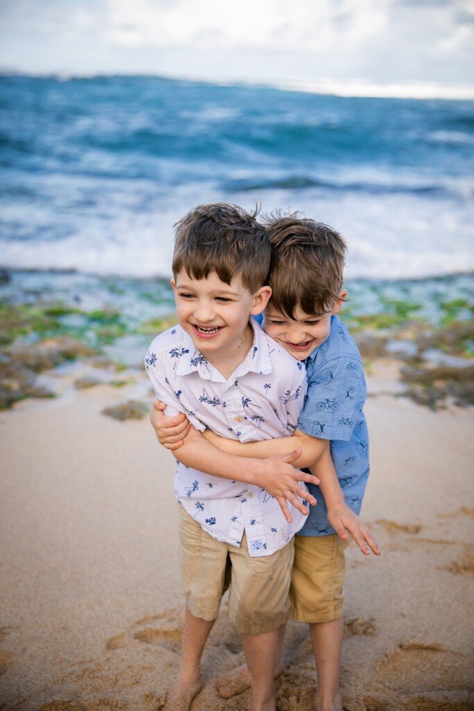 Family Photography: Twin Power at Turtle Bay Resort — Pacific Dream ...