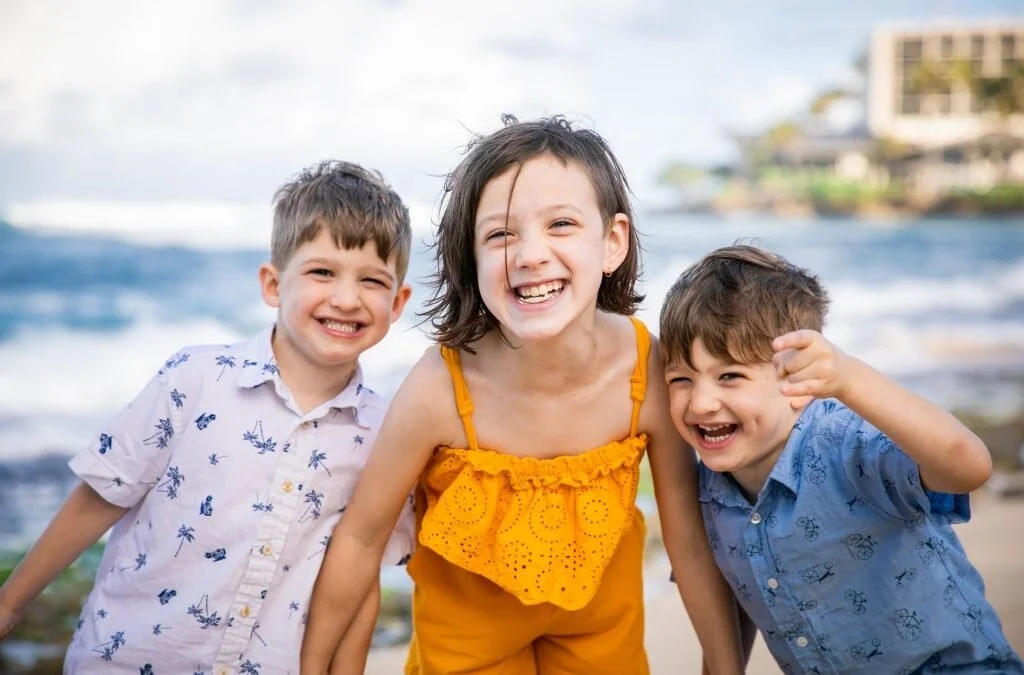 Family Photography: Twin Power at Turtle Bay Resort