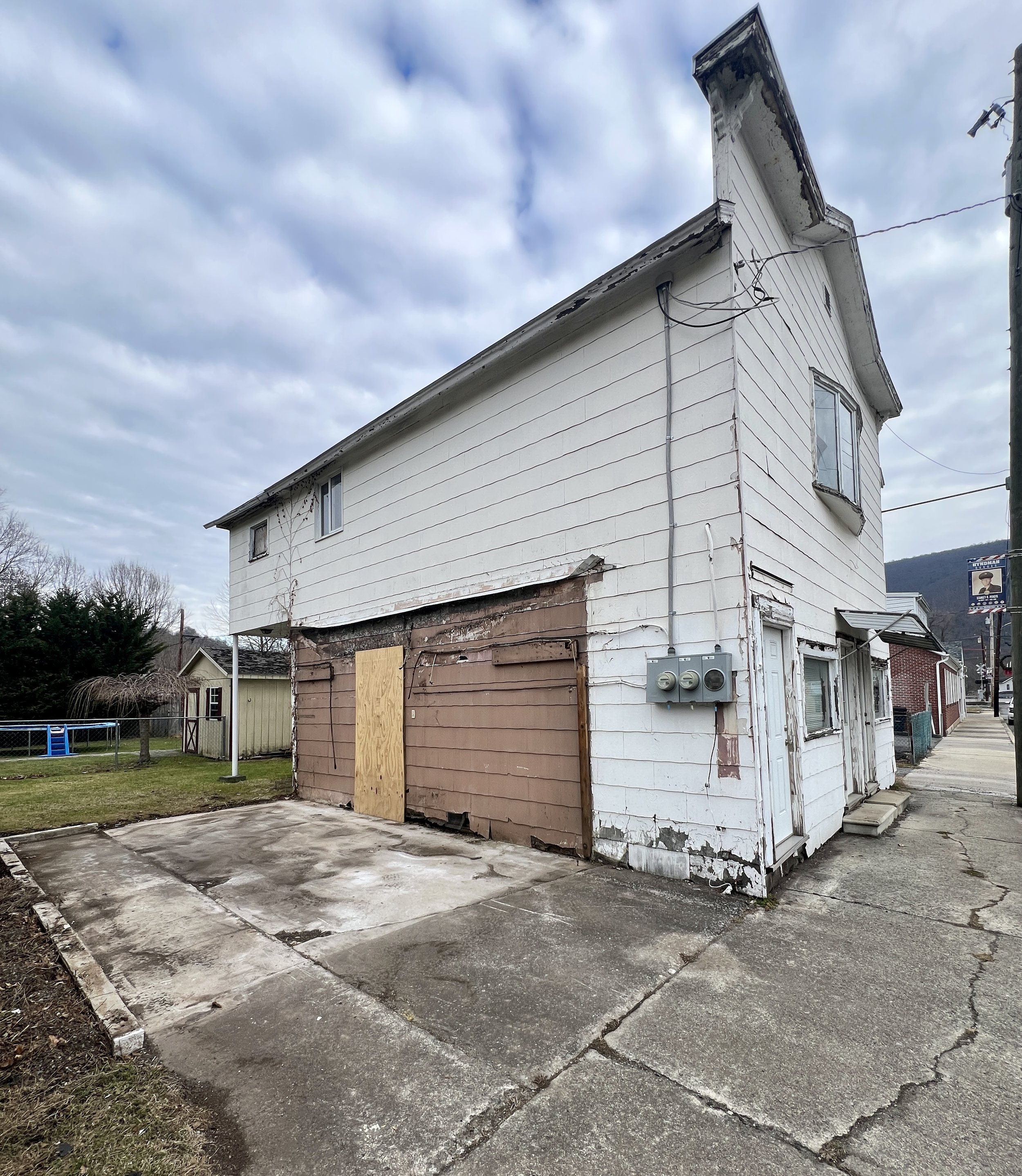 Commercial Properties — Juniata Realty 8146522234