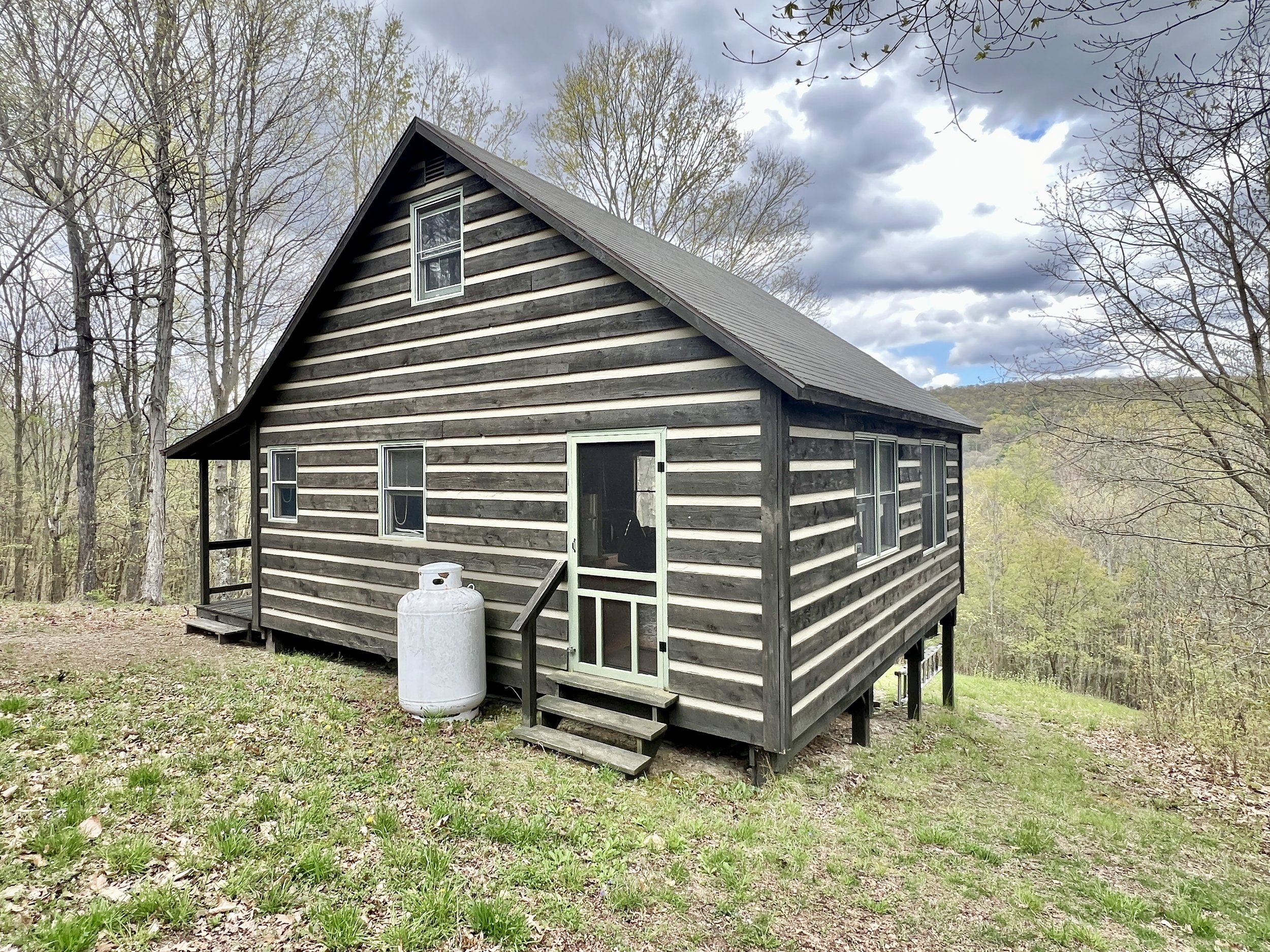 Cabins & Getaways — Juniata Realty 8146522234