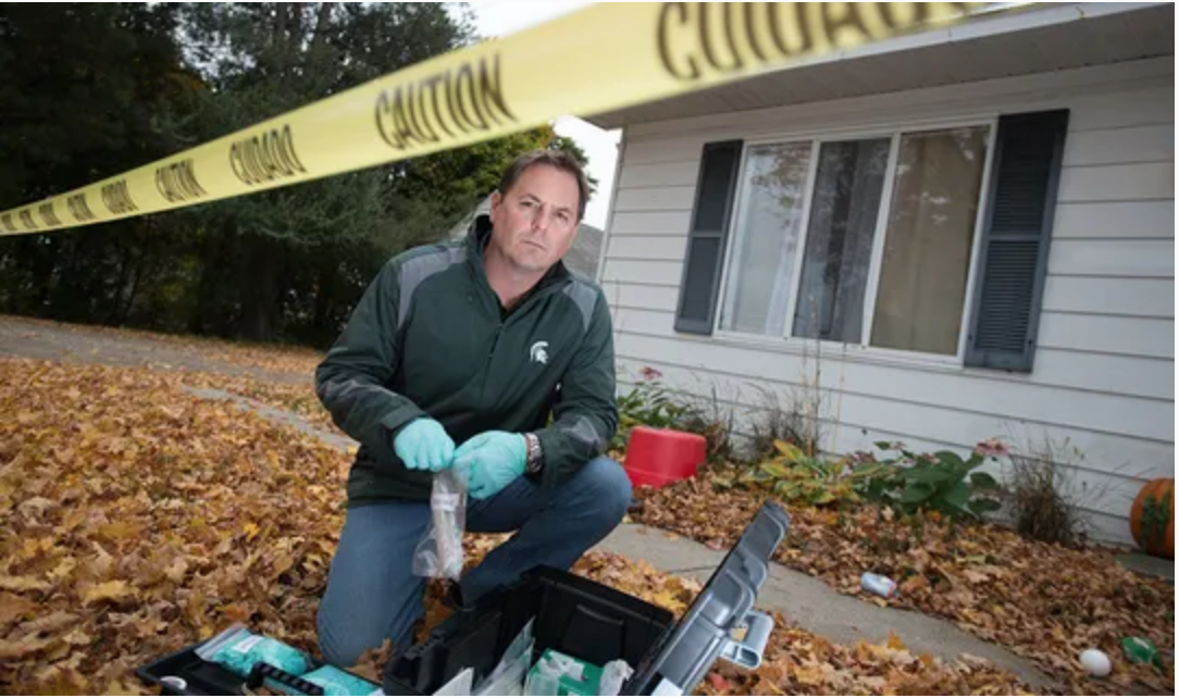 Smiley Face Killers Press 44 Blue Productions Smiley Face Killers Press 44 Blue Productions