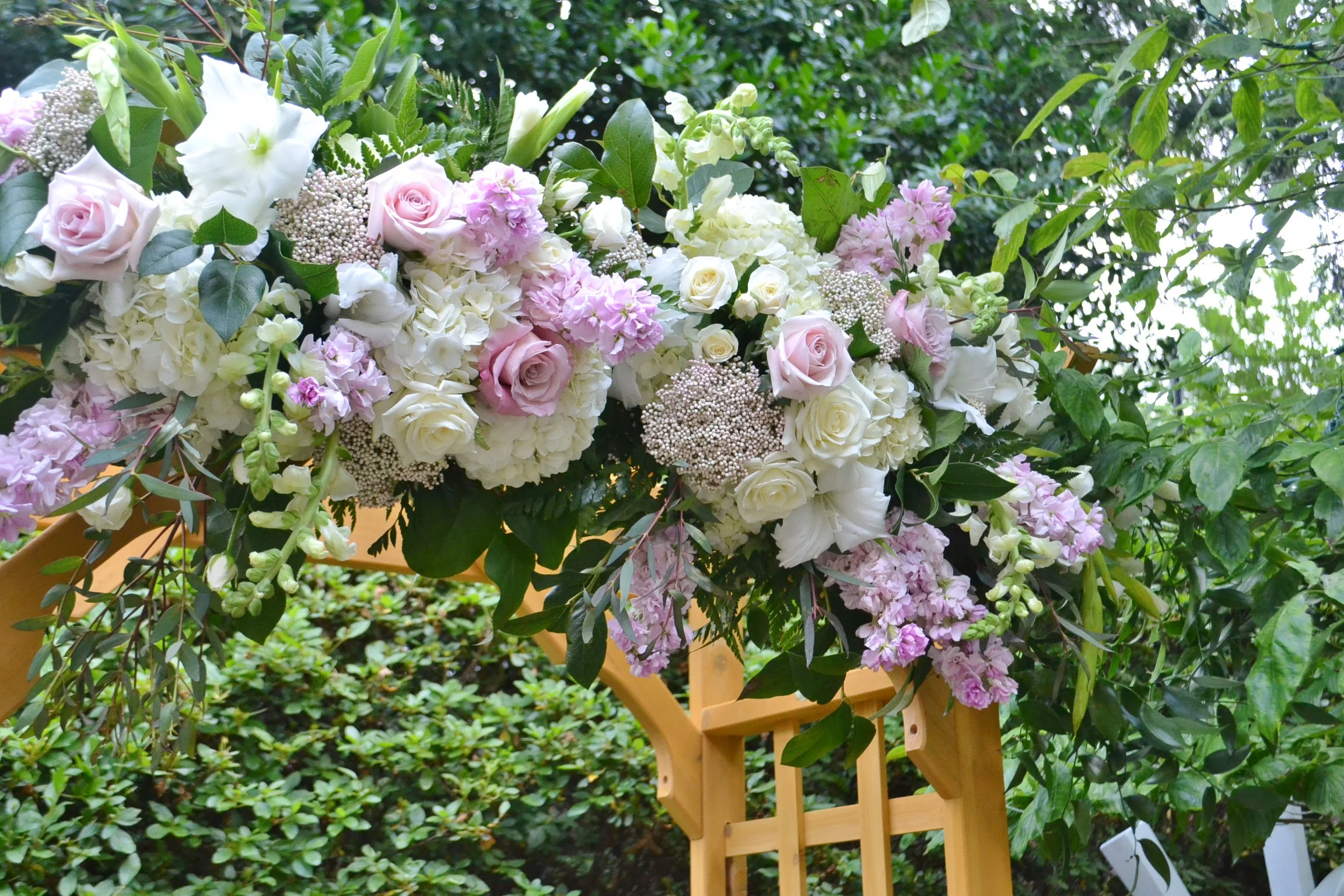 Garden arch decoration