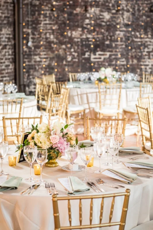 Dreamy soft wedding 