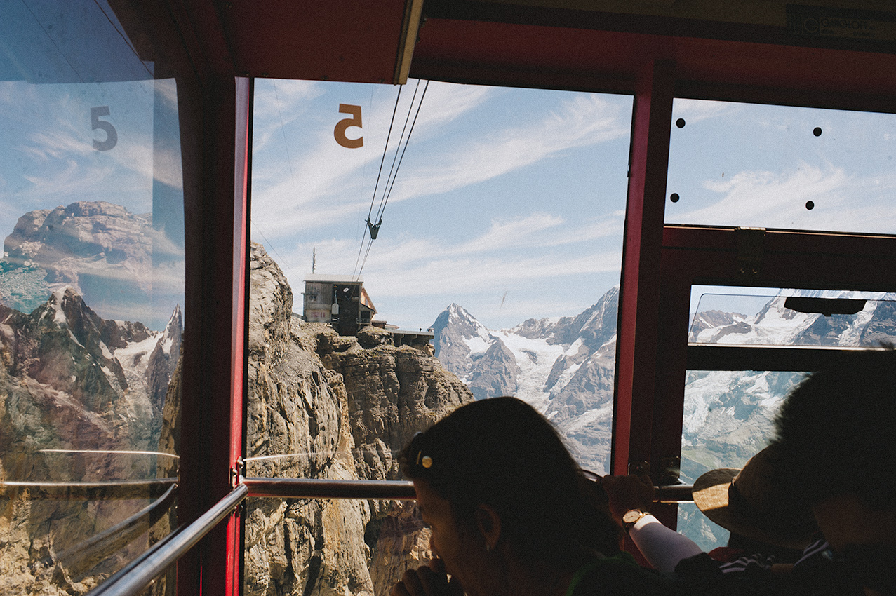 Cable car down from Schilthorn to Birg