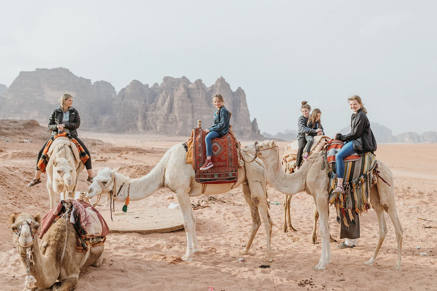 How about that backdrop?!?! This place really is like being on another planet- its unreal.