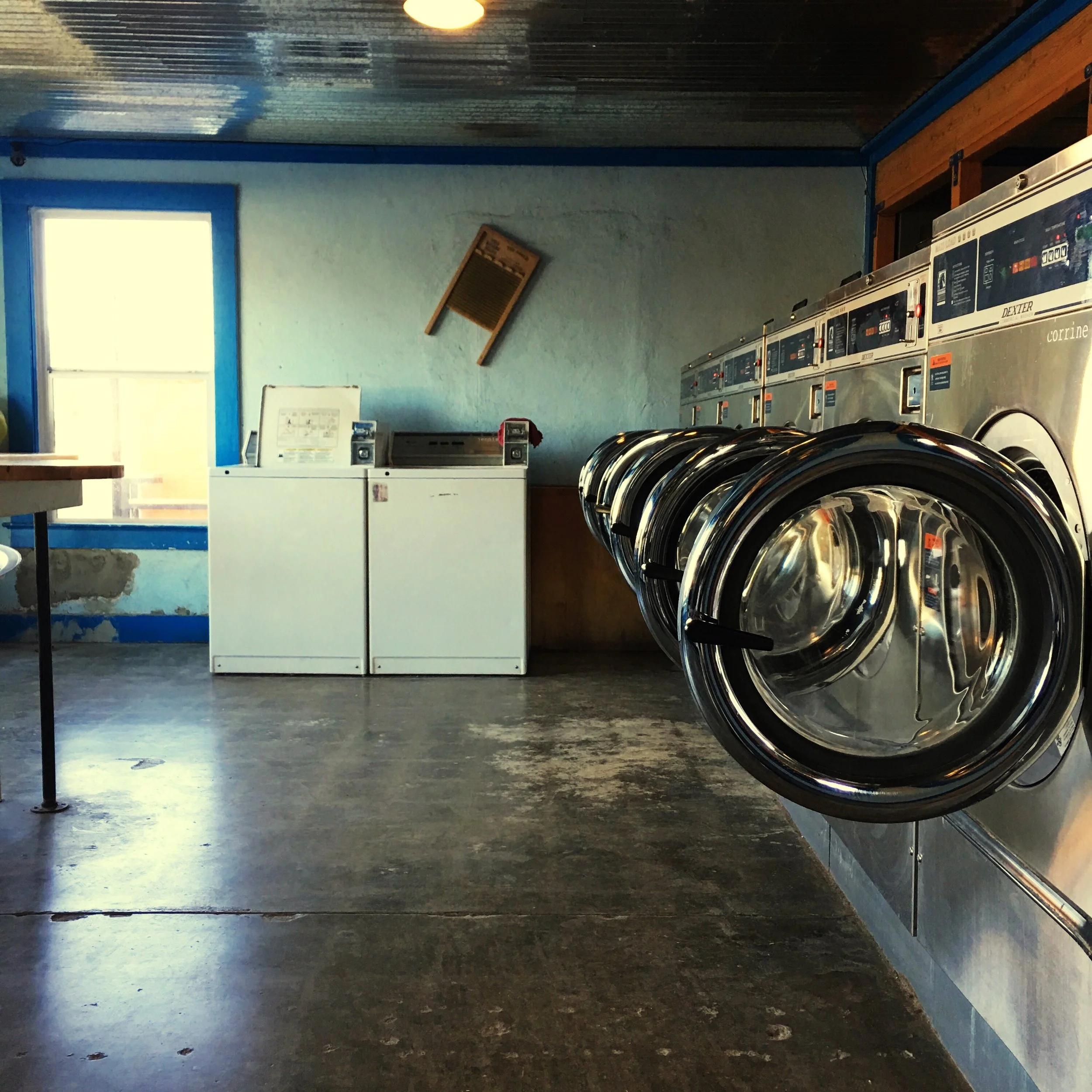 marfa laundromat
