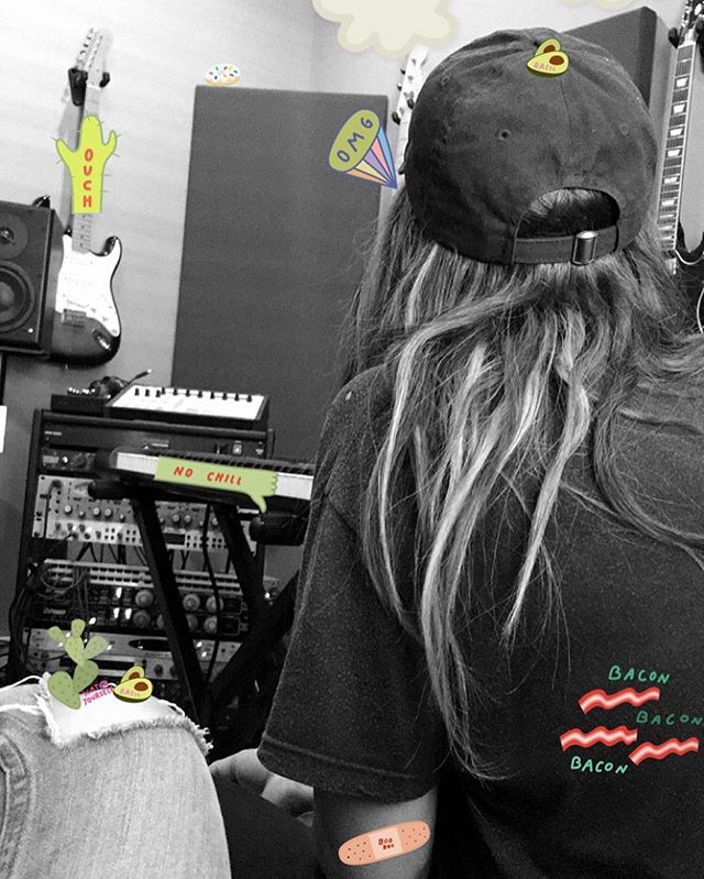 Working real hard on this next single today, k? Xx