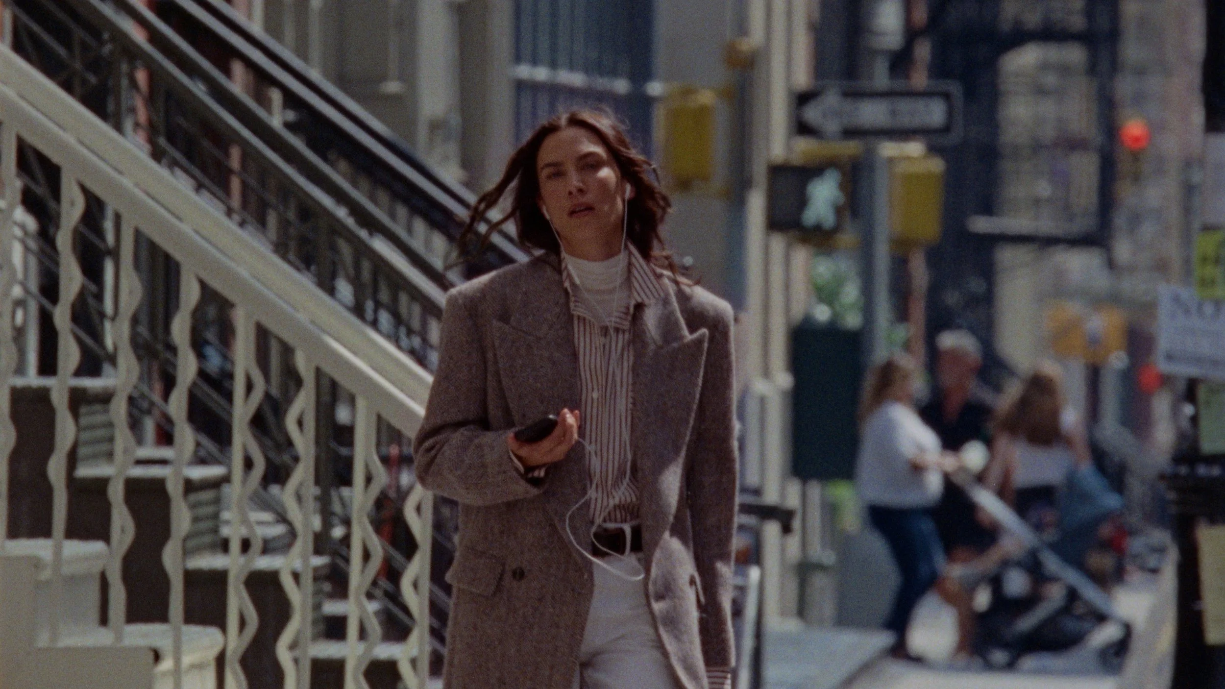 Sequence 01.00_00_46_15.Still012.jpg