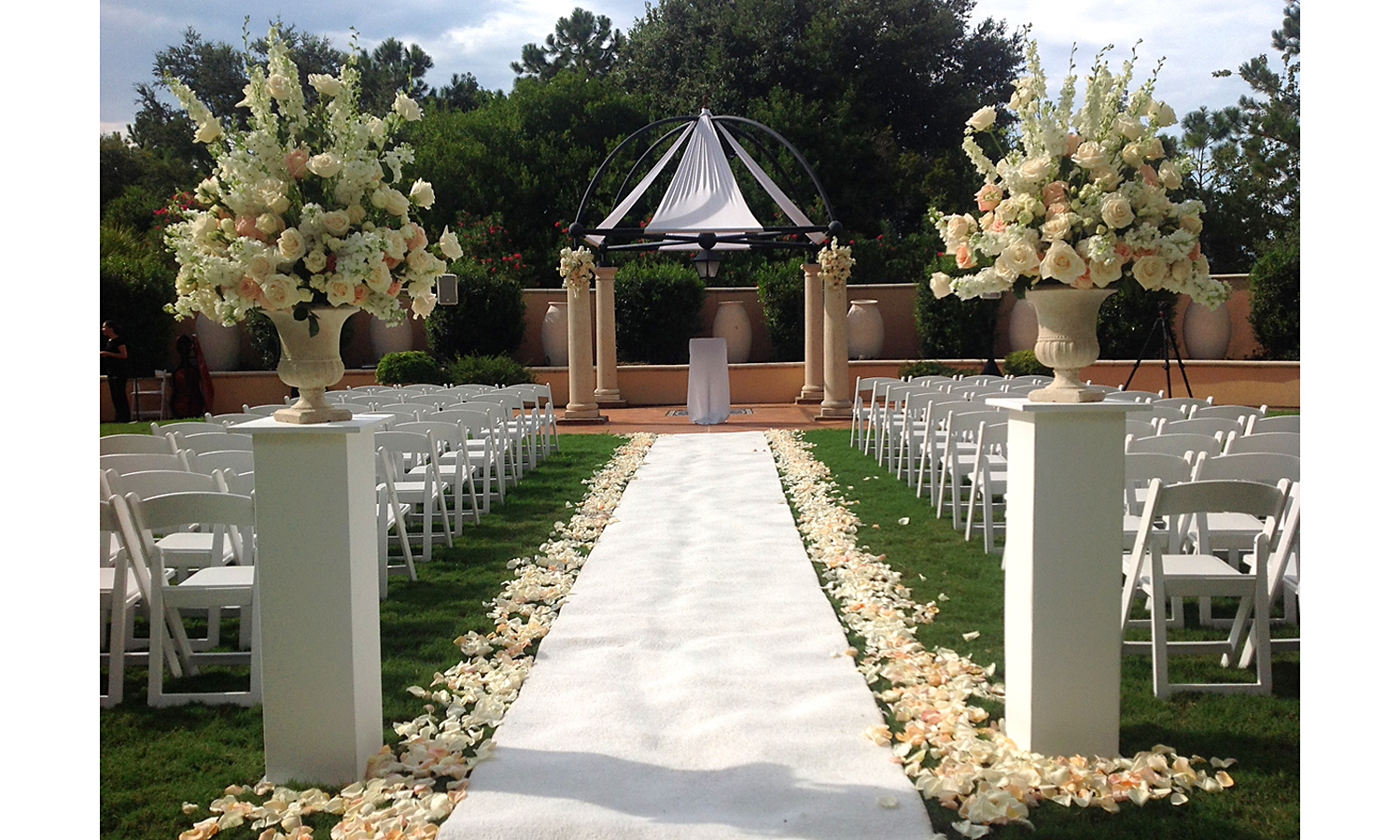  Wedding Ceremony: Portofino Bay Hotel | Wedding Planner: Just Mary! 