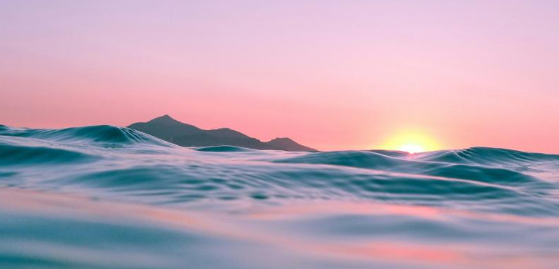 calm-ocean-at-sunrise.png