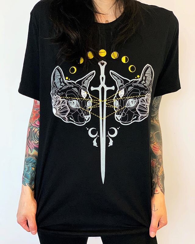 I ALSO HAVE TSHIRTS! As promised, I have a limited number of t-shirts available. All of them are hand printed locally by @printsofdarkness and $40 shipping included. Tote bags are $20 shipping included. (*int'l shipping fees may apply outside of NA)

