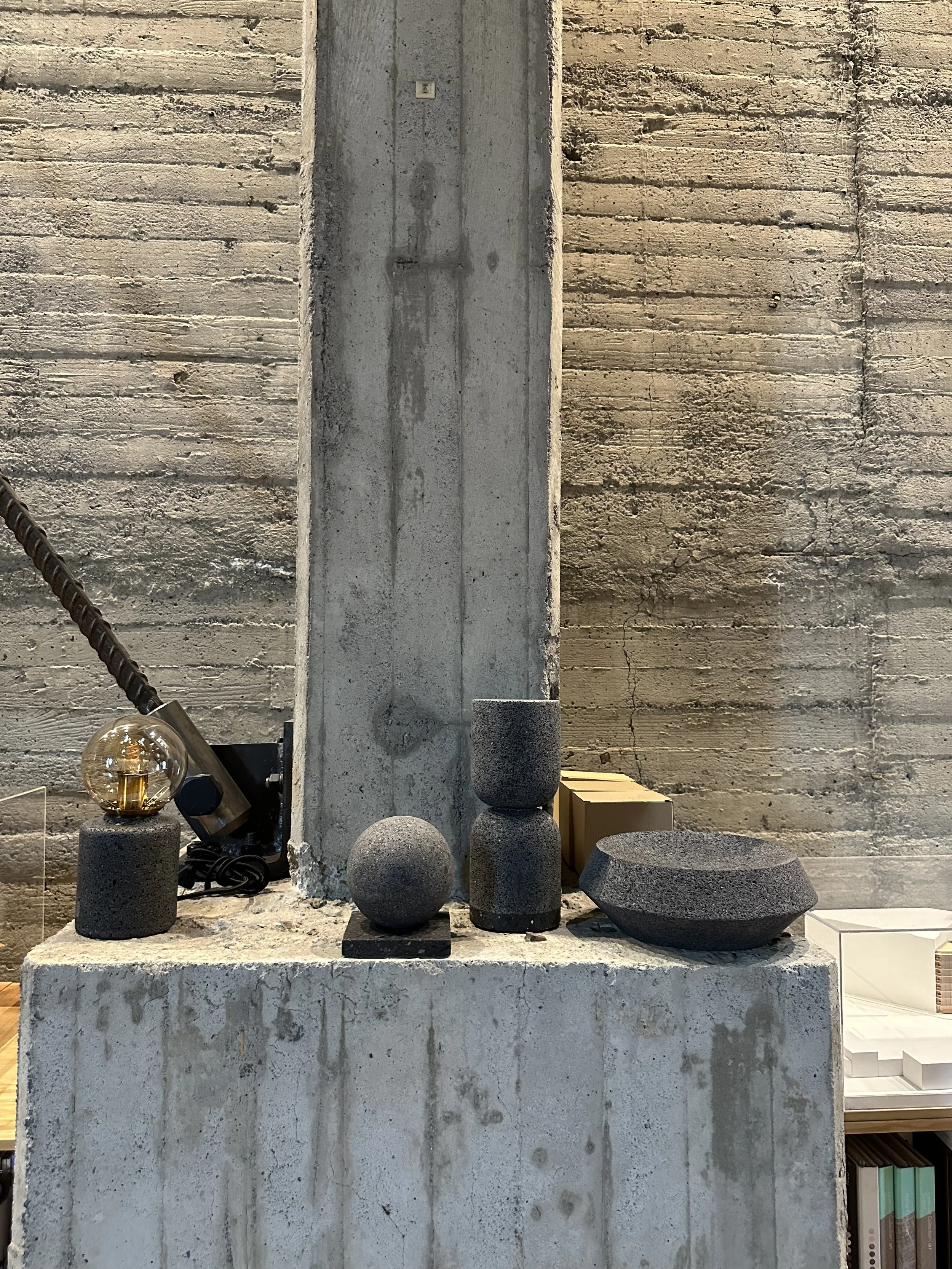 JSa Fabrica do Hielo structural detail with ceramic figurines