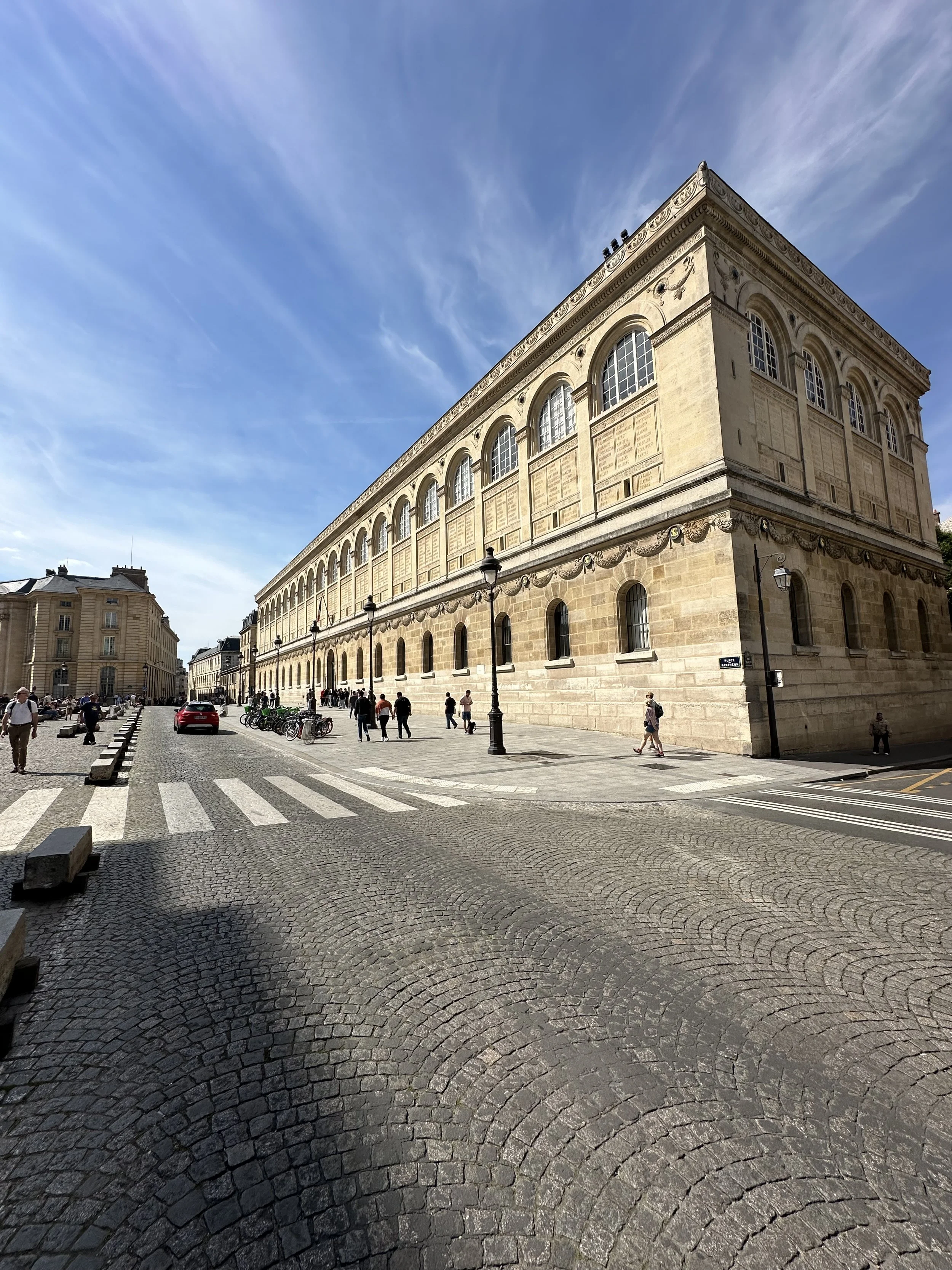 Biblioteque Ste. Genevieve Exterior Oblique of the Exterior and Adjoining Plaza