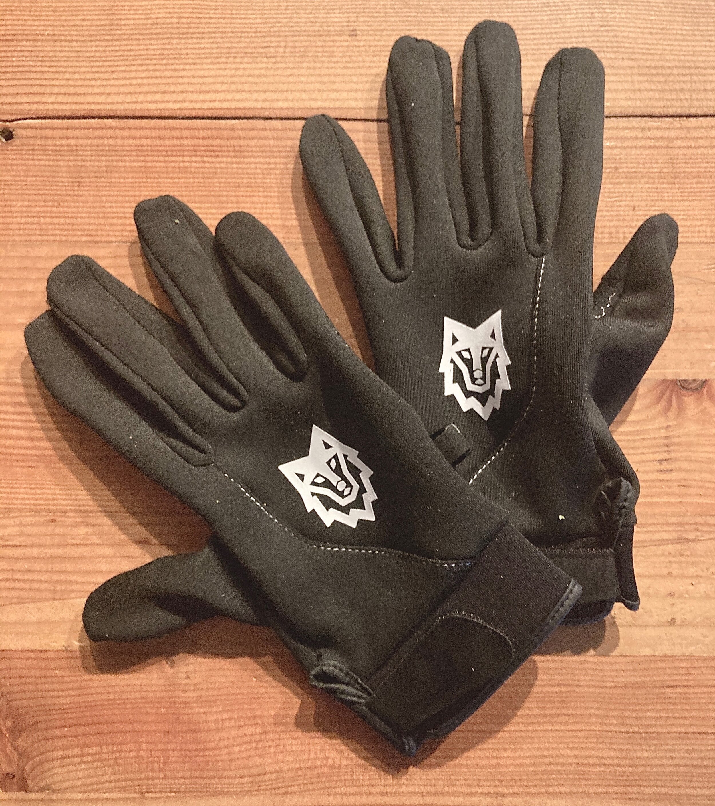 Reverse Wolf Logo Gloves — Wy'east Wolfpack