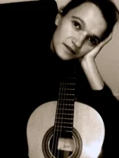 Maja Radovanlija, guitar