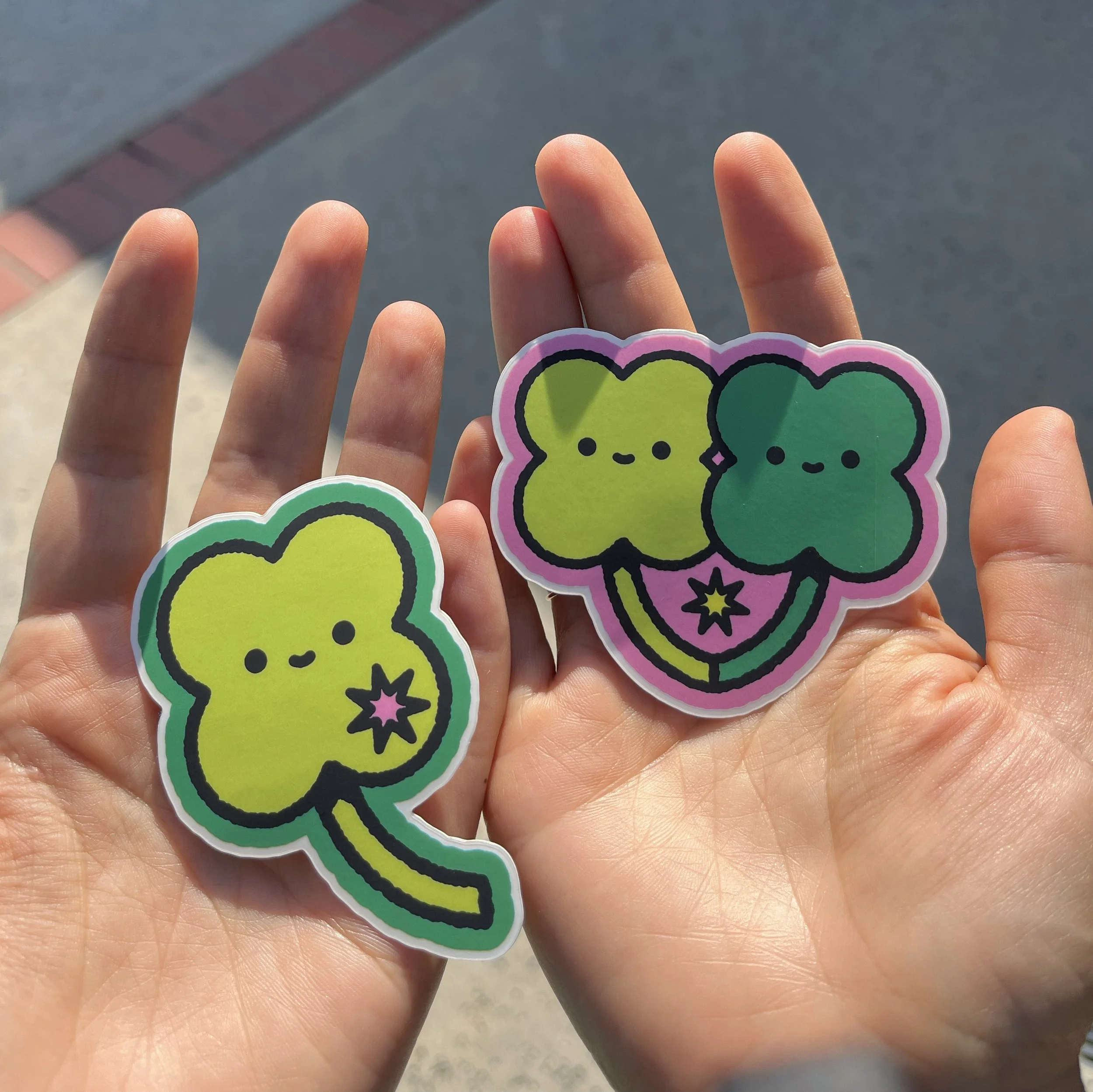 CloverSticker02.jpg