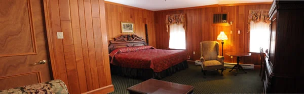 queen-parlor.jpg