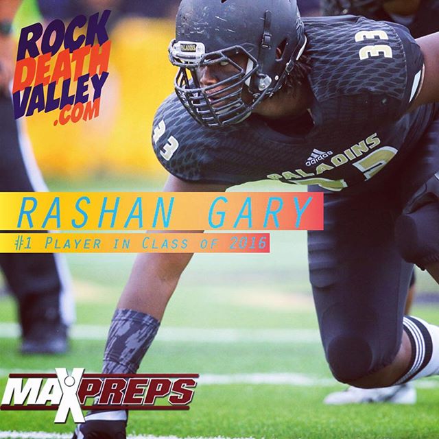 Rashan Gary, the top ranked recruit in the Class of 2016, has narrowed his choices down to Clemson and Michigan. Our only advice: It's a lot warmer down in South Carolina. 👍🏼☀️