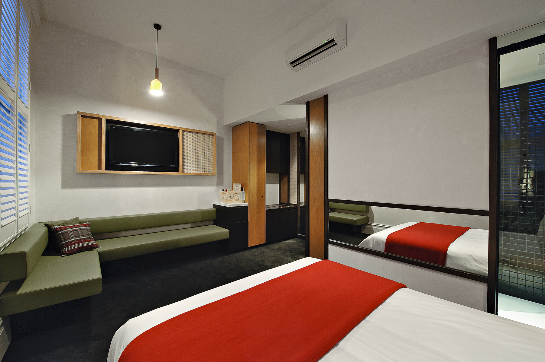 GLOW_FOLIO_PRIT-1-14.jpg