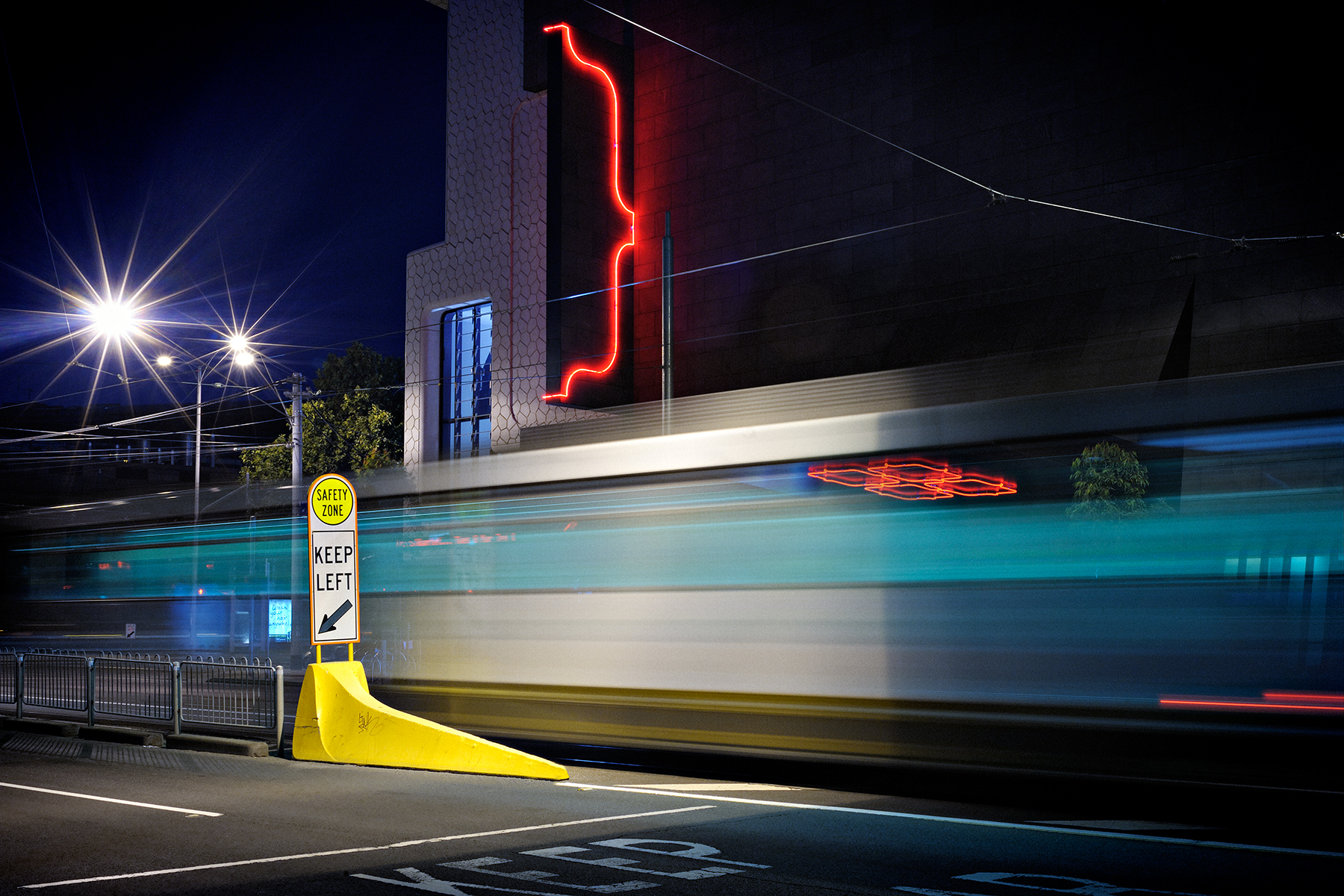 letterbox_tram_F_Vignette.jpg