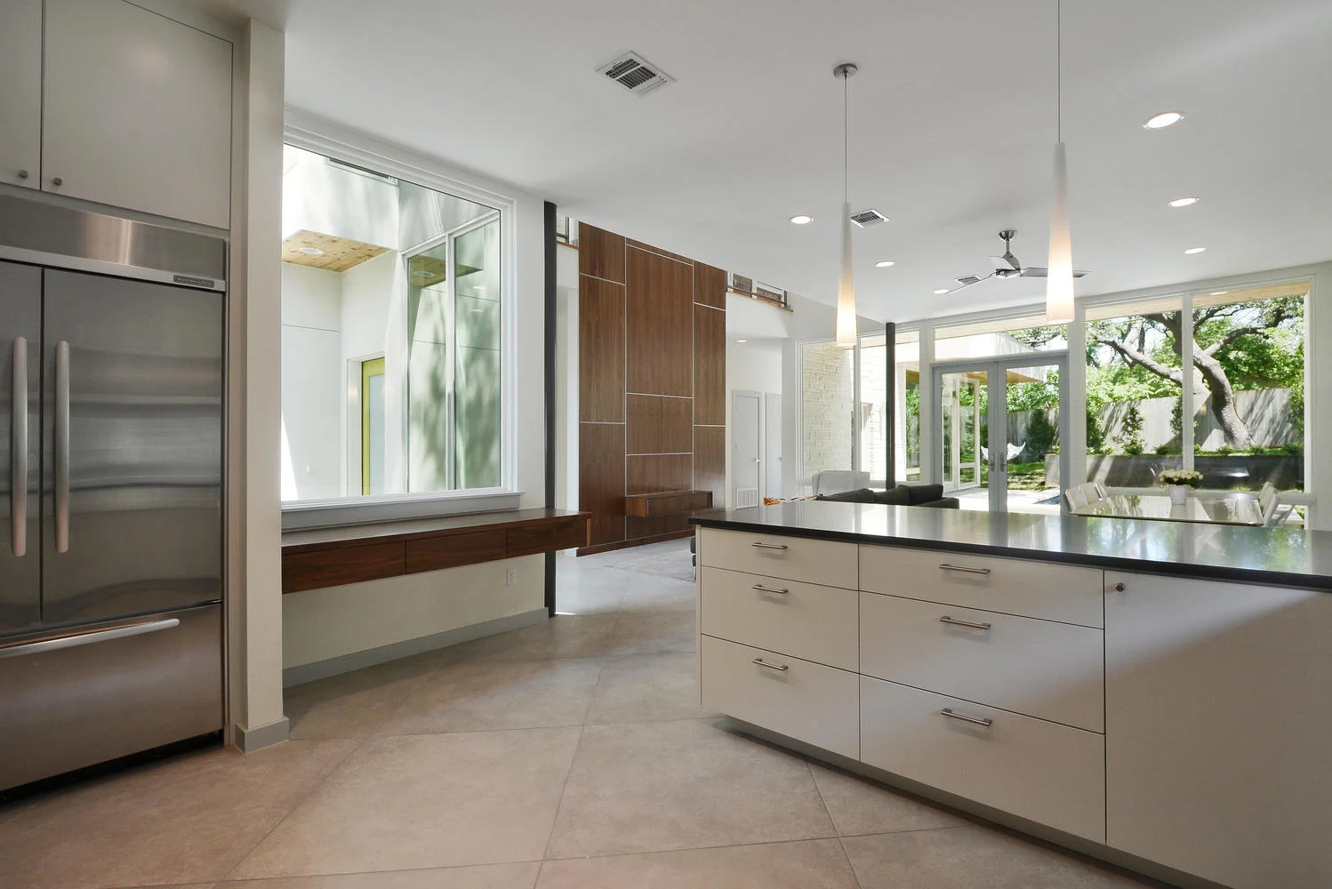 2202 La Casa-large-014-Kitchen and Breakfast 05-BG-Arc.jpg