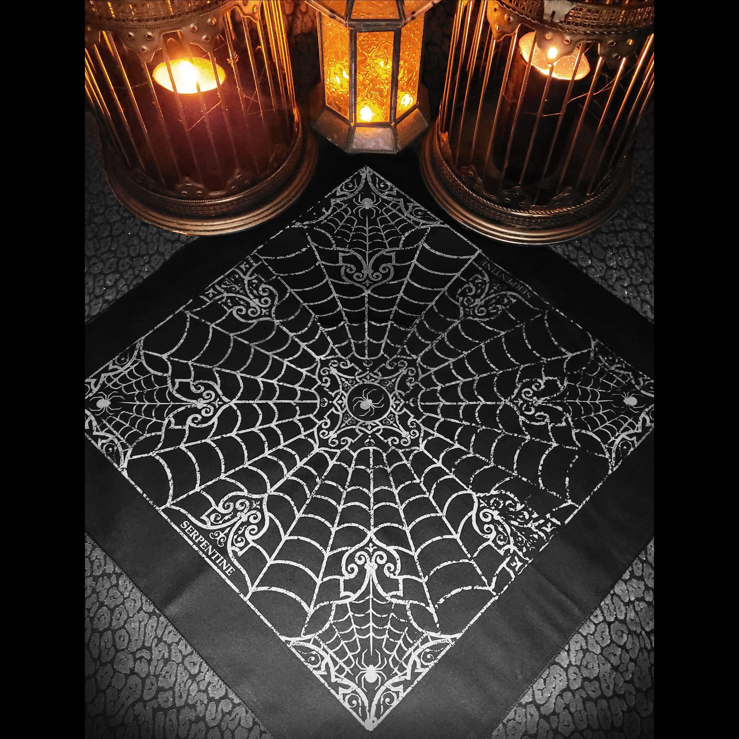 AUTUMNS WEB BANDANA 2.jpg