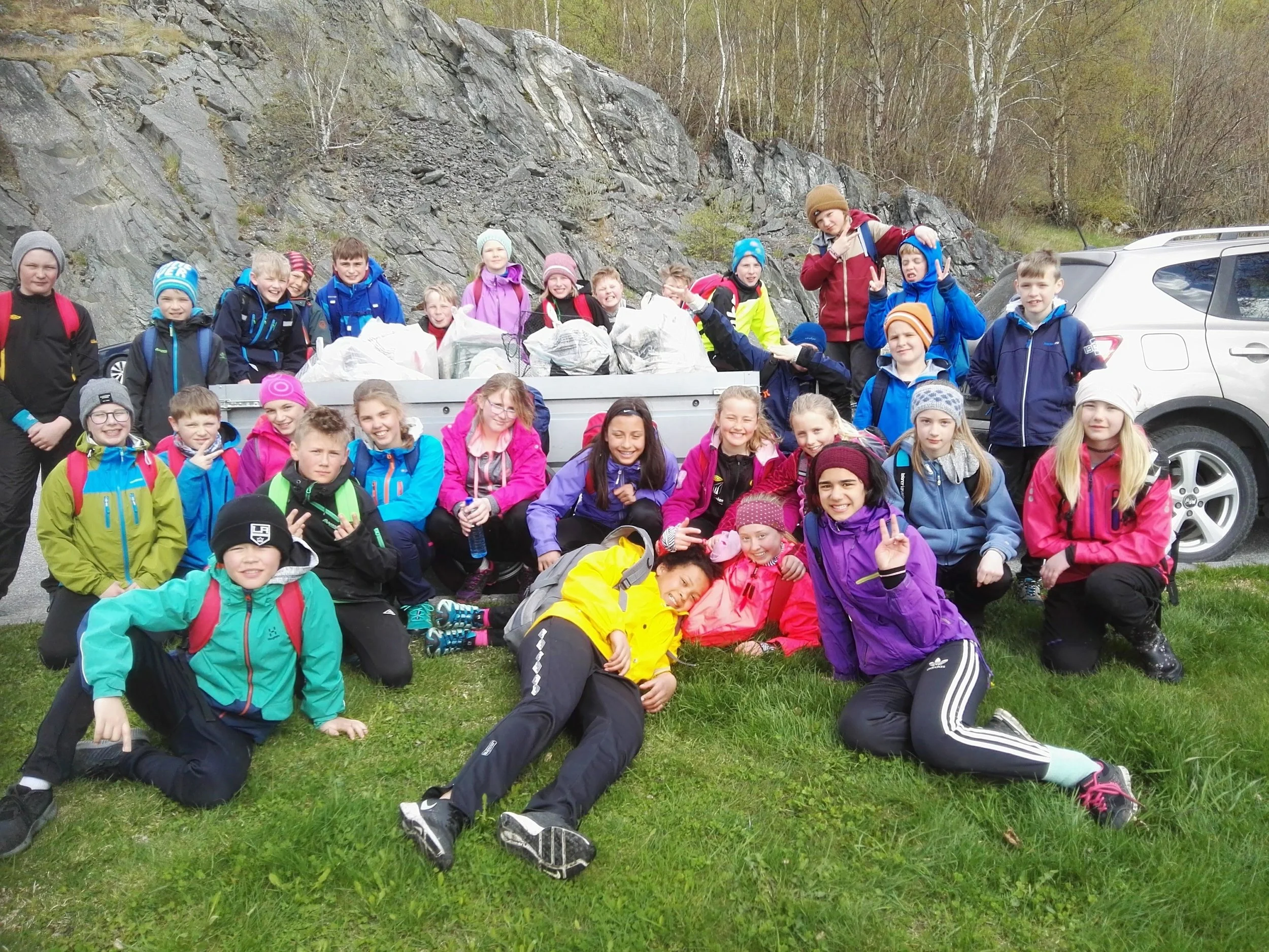 Vinner Kystlotteriet_Ryddedag 6 kl Leikanger skule.jpg