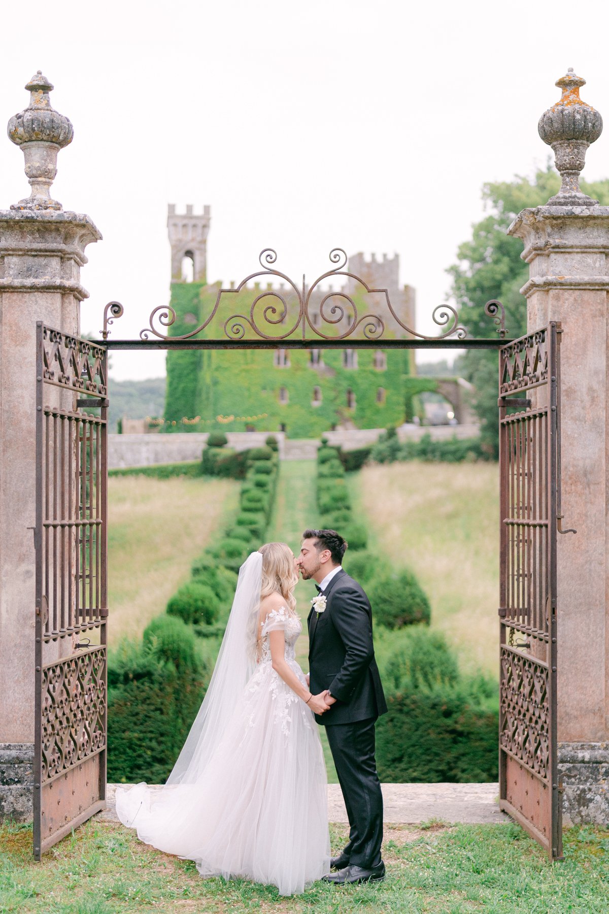 mike and stephanie wedding at castello di celsa tuscany.jpg