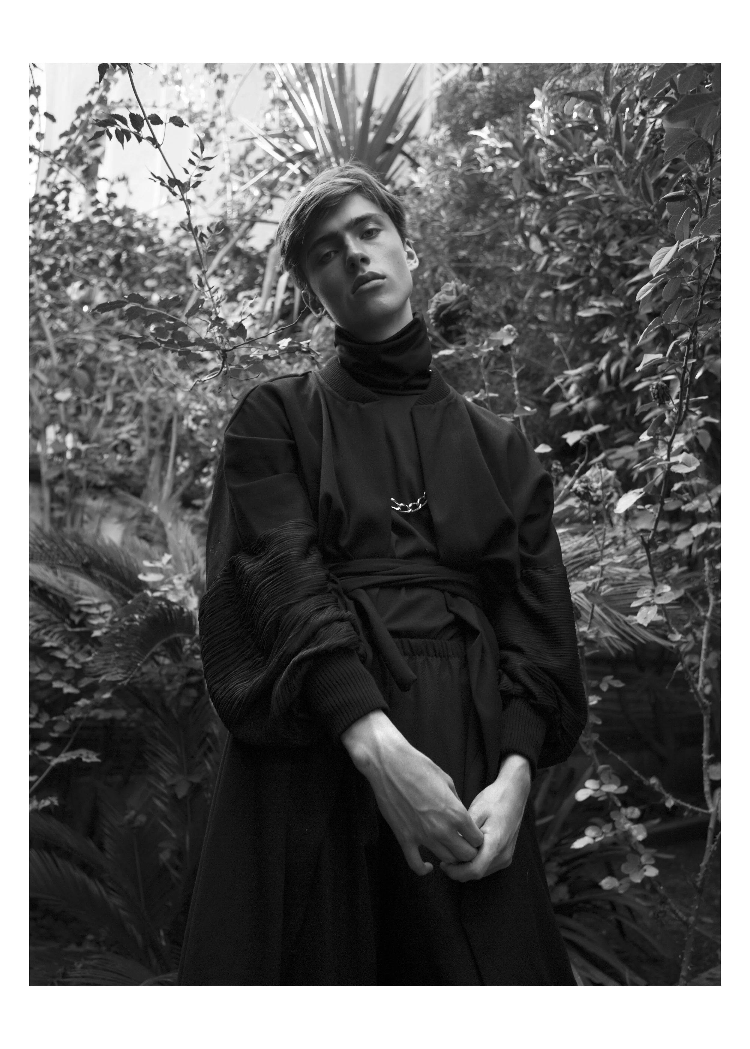 SUBSTANCE // ART FASHION MAGAZINE EDITORIAL