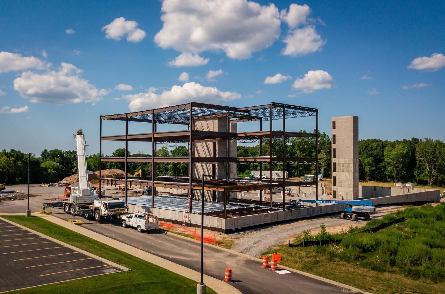 Industrial Construction for Estée Lauder