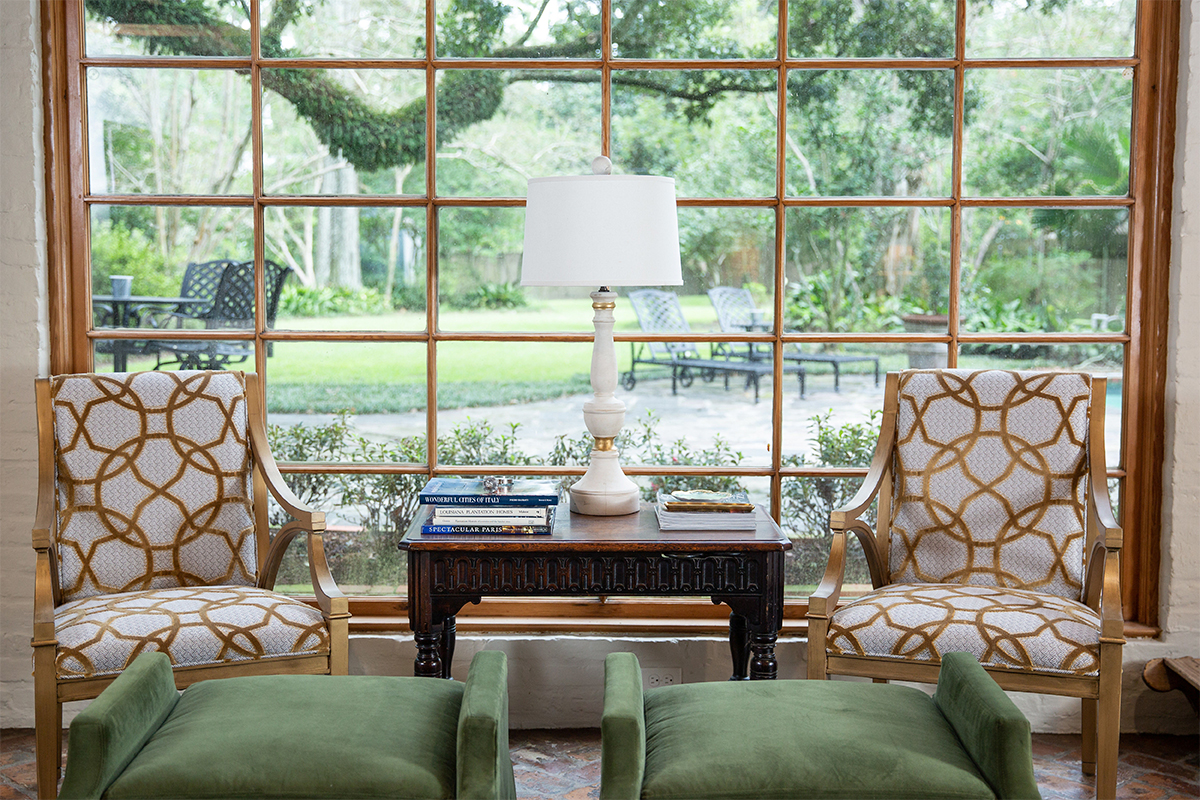 When clients bought a historic A. Hays Town home on the LSU Lakes, they asked Erin to accentuate the home’s beautiful features while also ensuring it be updated, comfortable, and functional.