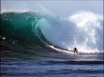  Richard Fox surfing 30-40 foot waves at Todos Santos, Mexico 