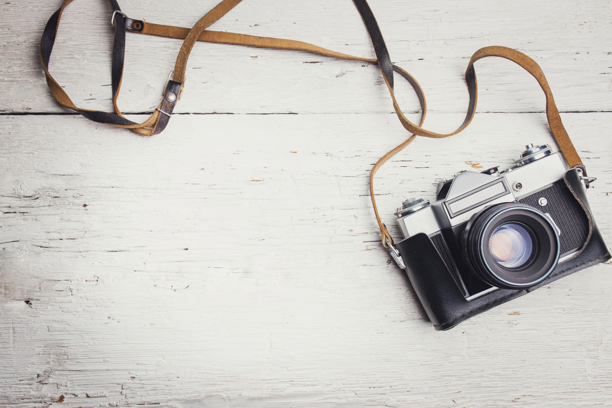white_camera.jpg