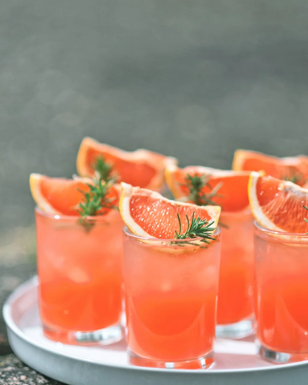 So many bright shades of grapefruit in the world - this one sings SUMMER to me!