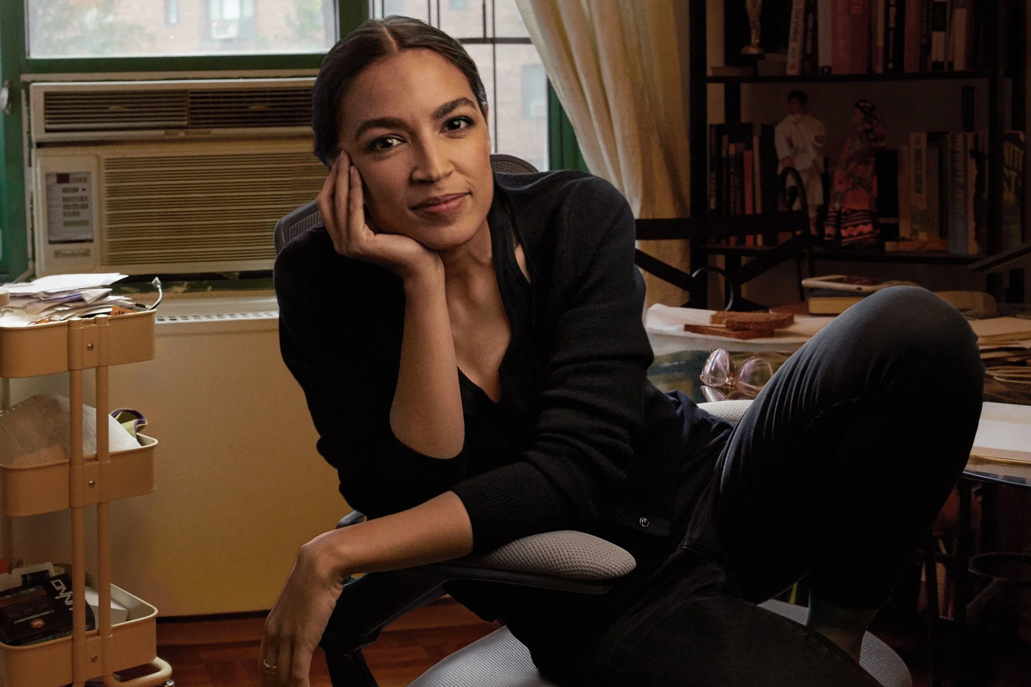 01-alexandria-ocasio-cortez-vogue-november-2018-issue.jpg