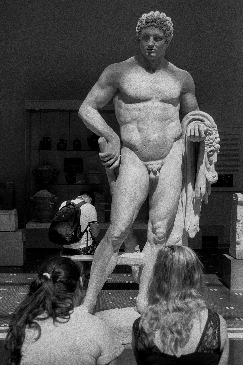 HEY LADIES_ KENTMERE 400ISO NIKON FM10.JPG