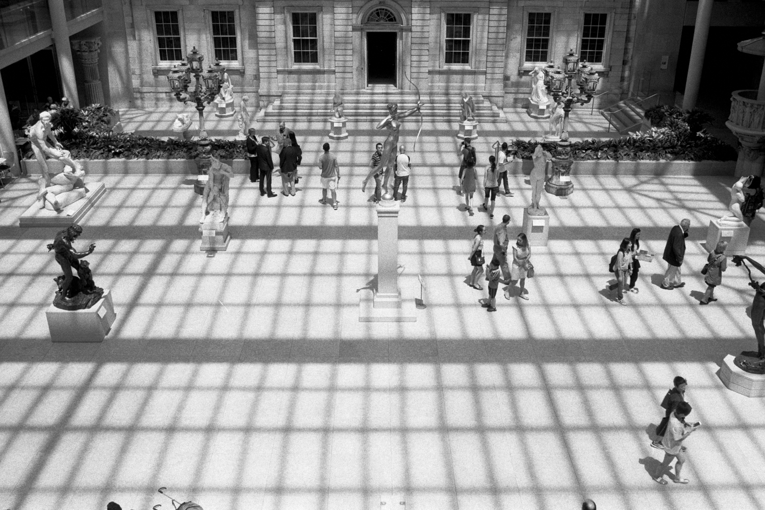 MET SCULPTURE SPACE_ KENTMERE 400ISO NIKON FM10.JPG