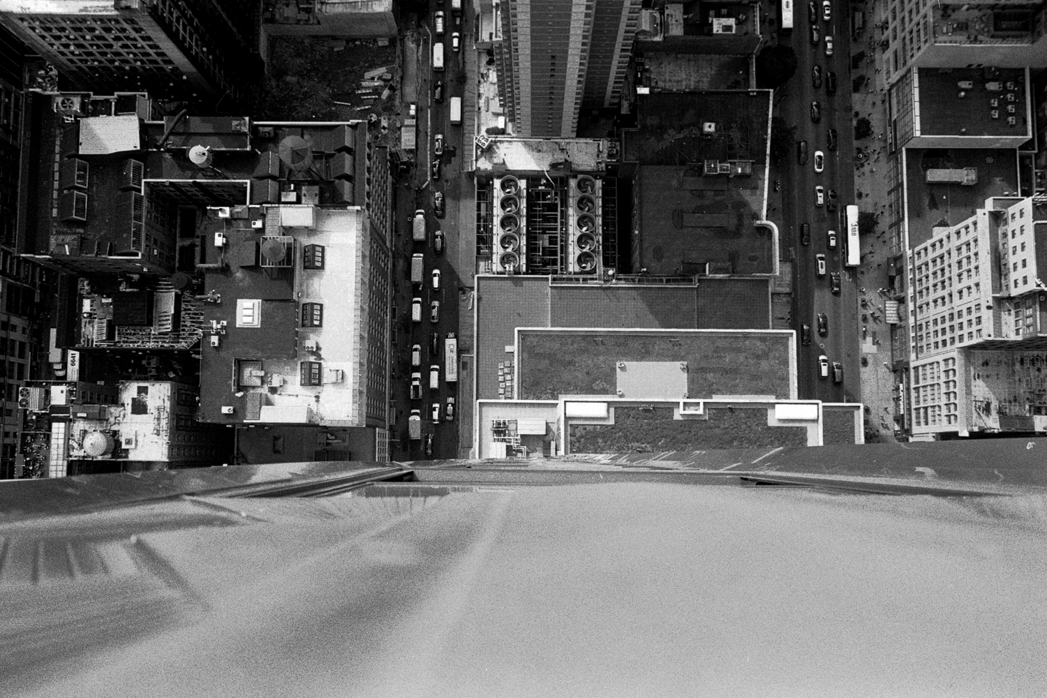 EMPIRE STATE DOWN 5_ KENTMERE 400 NIKONF FM10.JPG