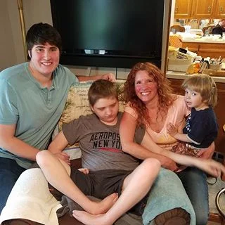 JOanne Nelson with Family