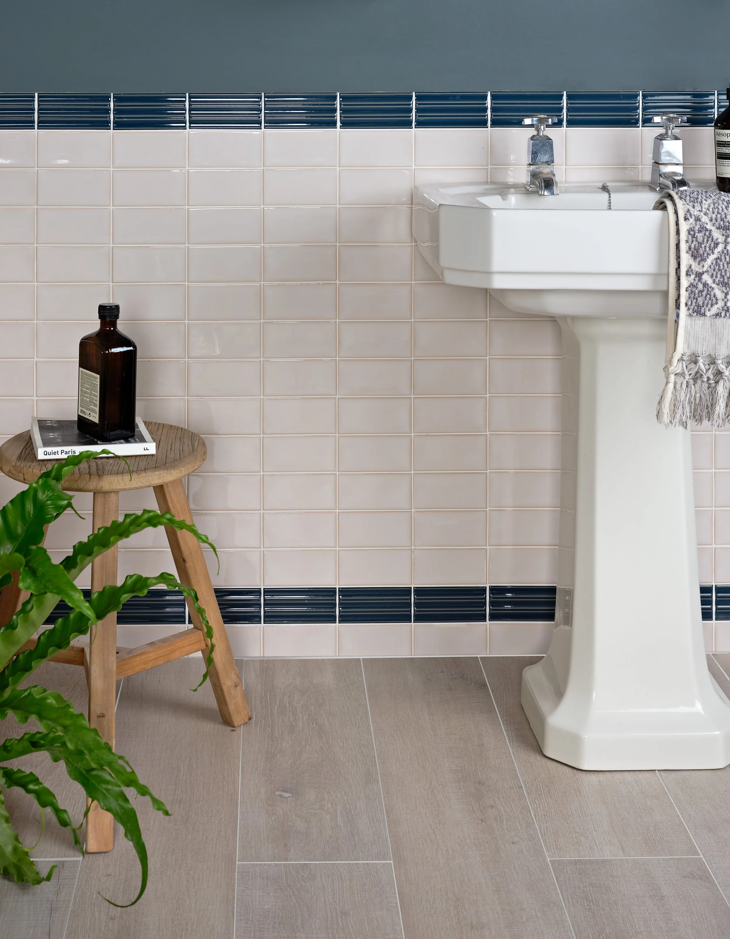 Tunstall Ceramic Gloss Peacock Blue 2.jpg