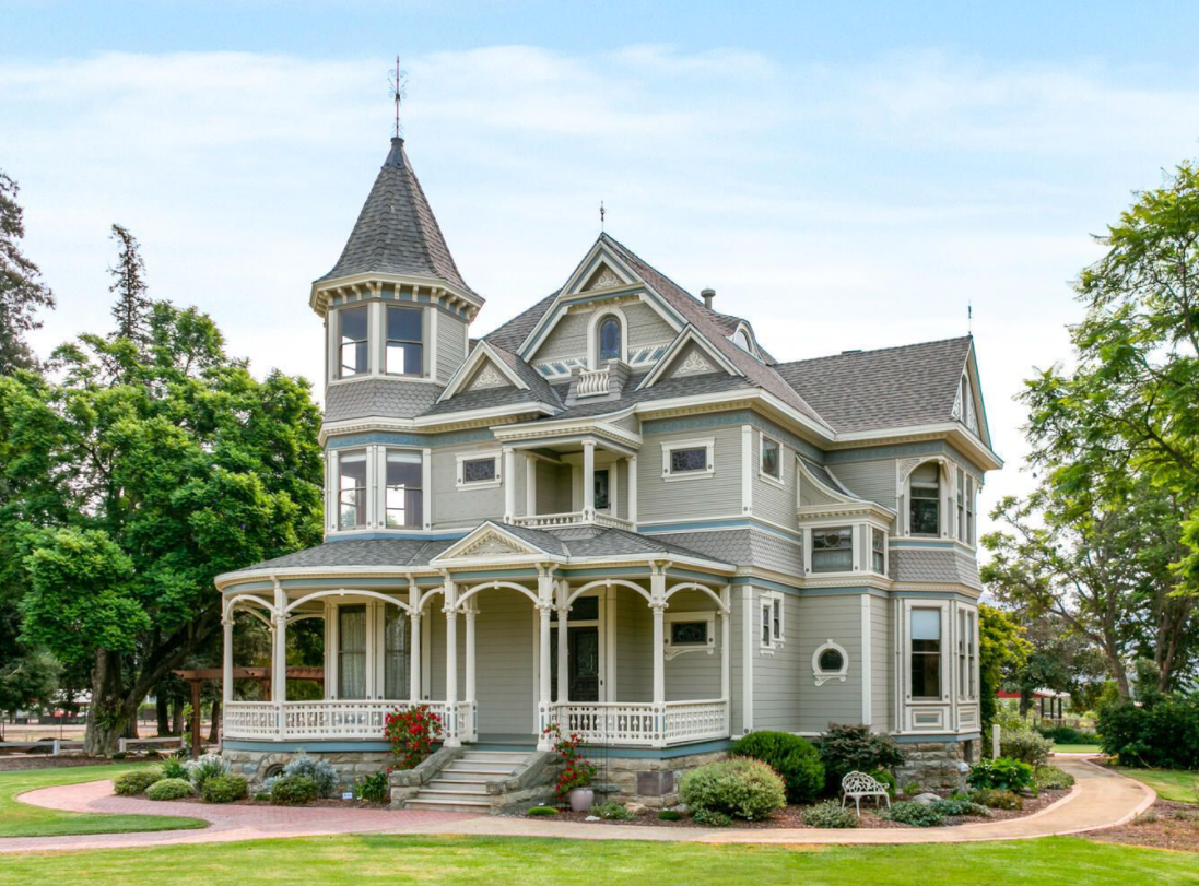 What Are Victorian Houses History Features And Appeal