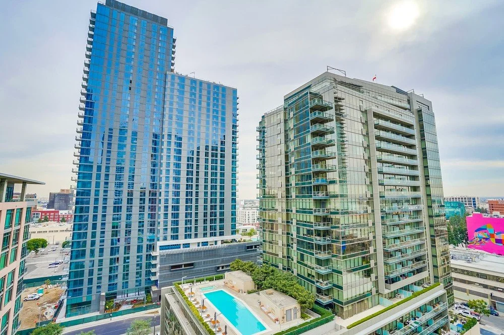 1100-s-hope-st-apt-1301-048_web.jpg